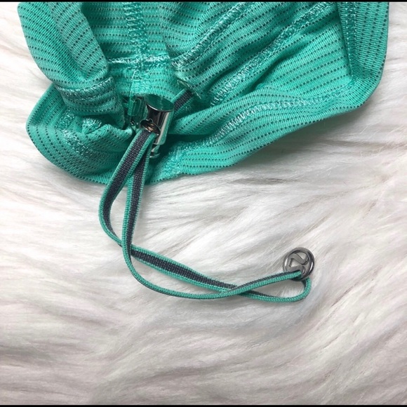 Lululemon Tame Me Tank. Size 8. - Picture 2 of 5